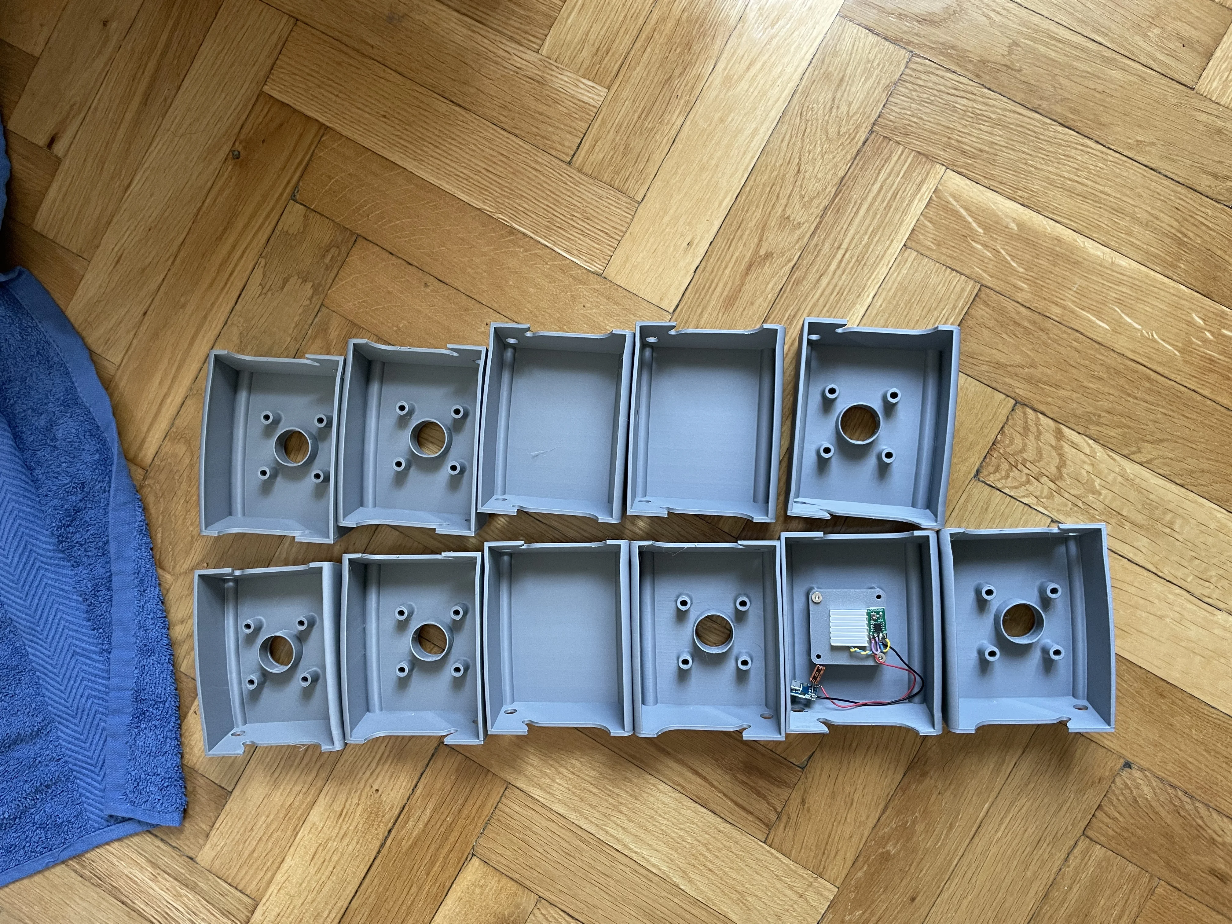 Mini modules that come together 